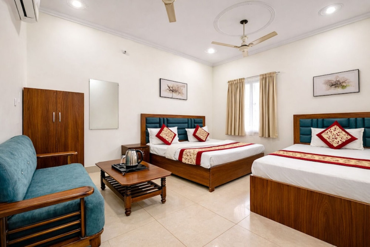 Murli Manohar Palace