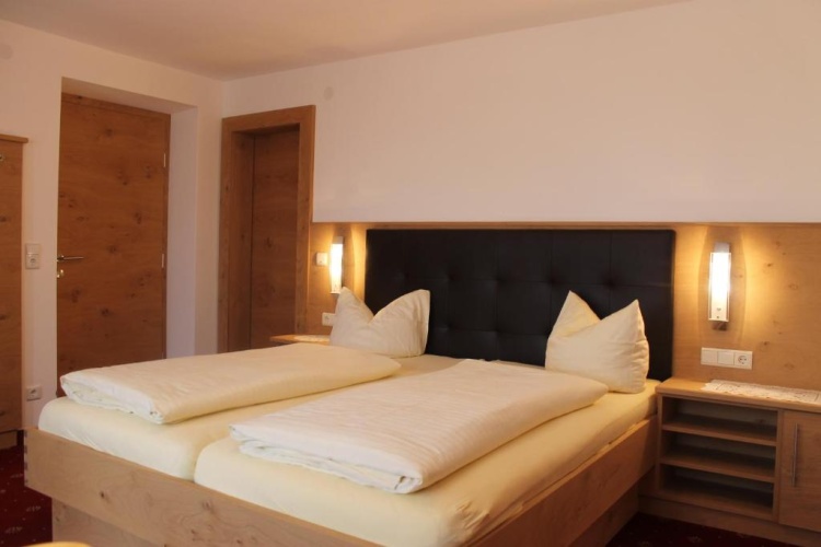 Standard Double room with balcony and with view