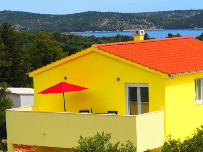 1 Bedroom Apartment with balcony