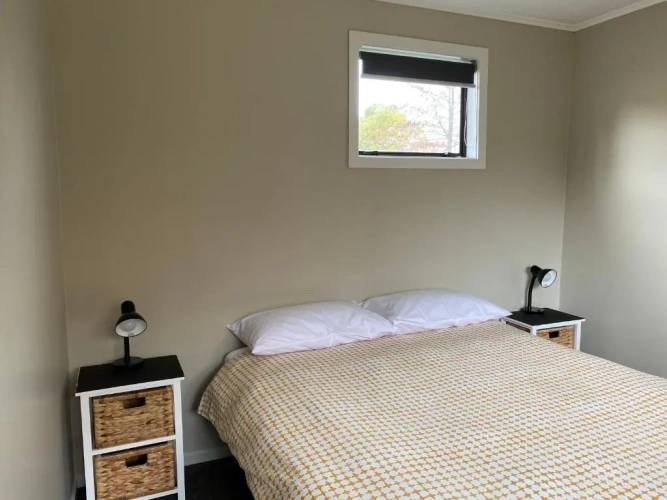 2 Bedrooms Cottage