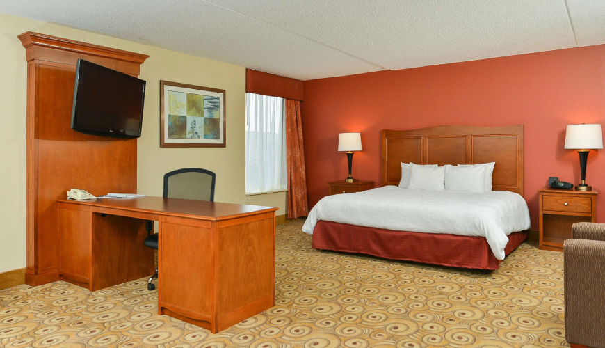 Hampton Inn Chicago-Carol Stream