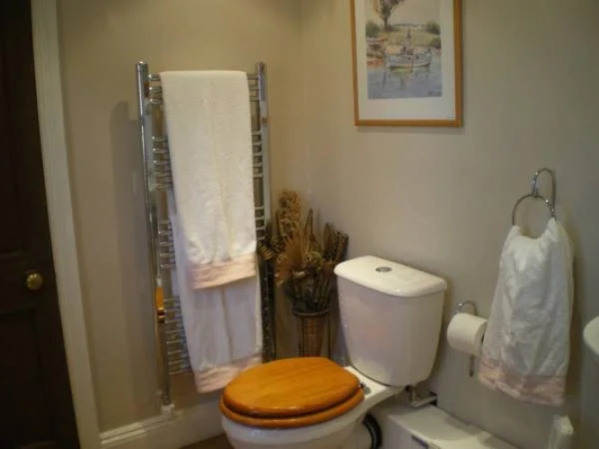 Laurel HouseOver view