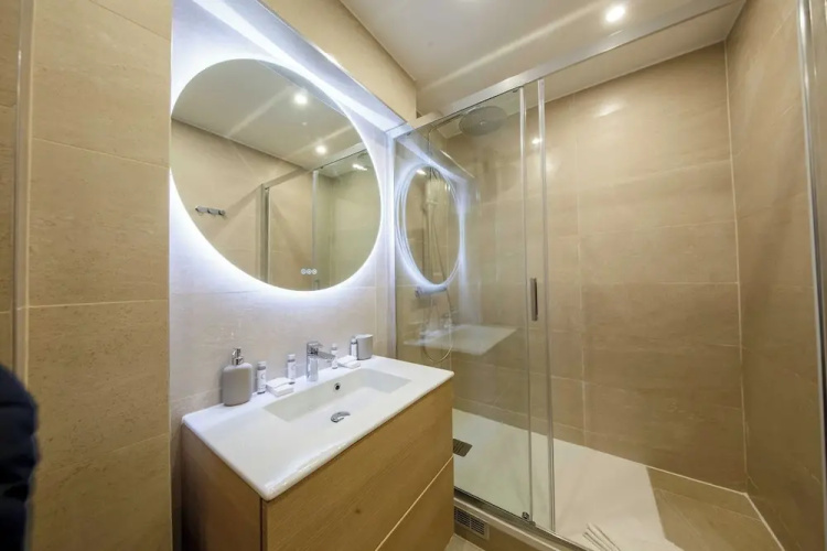 Superb Trocadero / Eiffel Tower Apartment