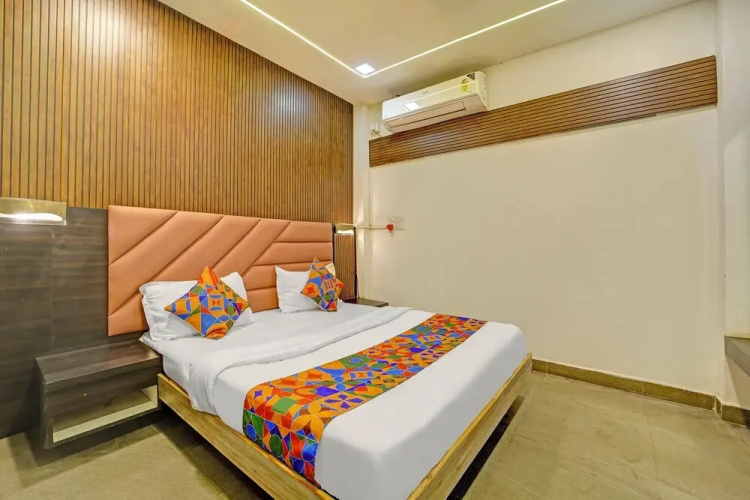 Fabhotel Alexa