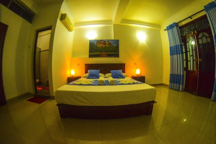 Deluxe Triple room