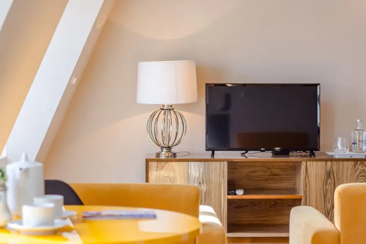 City-center Apartment With Modern Comforts