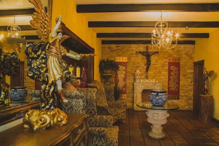 Hotel Cosmos Don Carlos