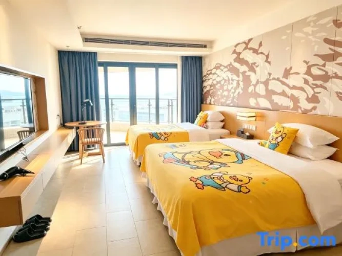 1 Bedroom Family Suite with sea view