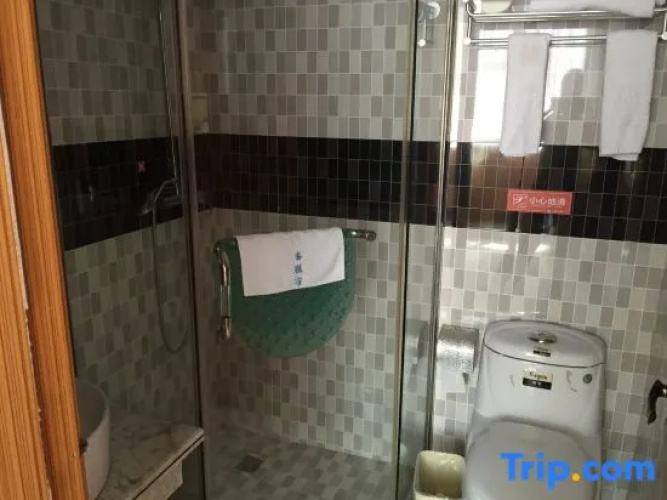 Taishun Yideyuan Business Hotel
