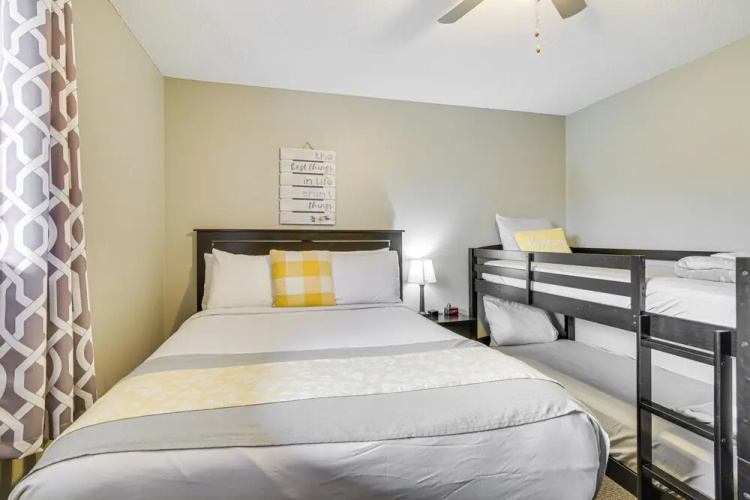 Inviting Branson West Condo w/ Pool Access
