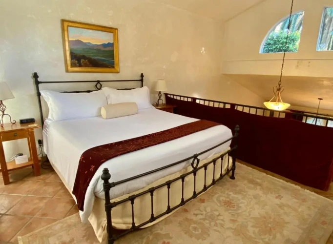2 Bedrooms Suite