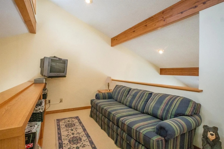 Golden Bear Inn