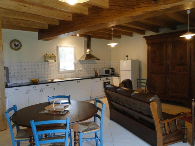 3 Bedrooms Cottage