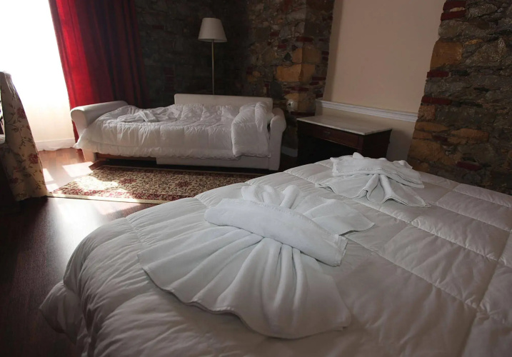 Aktaion Hotel