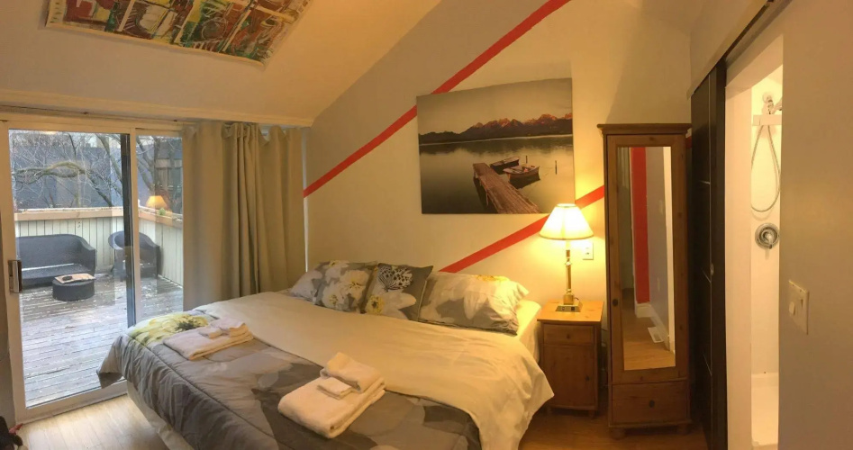 Toronto Garden Inn Bed and Breakfast