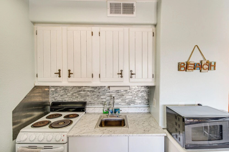 Steps to Water! Beachfront Corpus Christi Condo