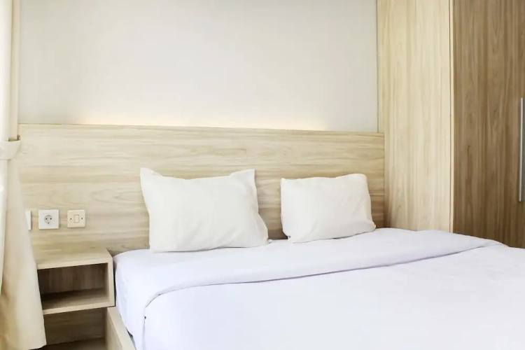 Comfortable Studio at Monroe Tower Apartment