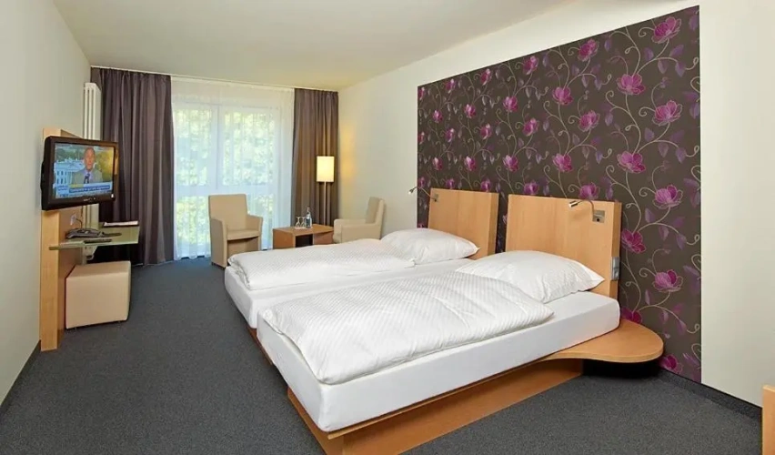 Standard Double room with view