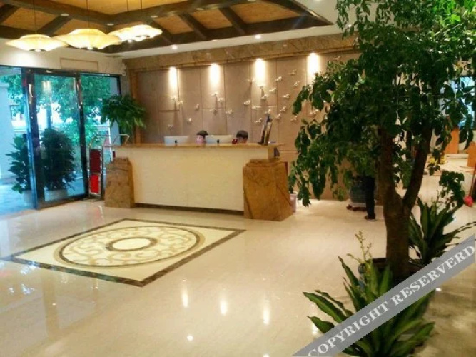 Yi Le Garden Hotel(荔波亿乐花园大酒店)