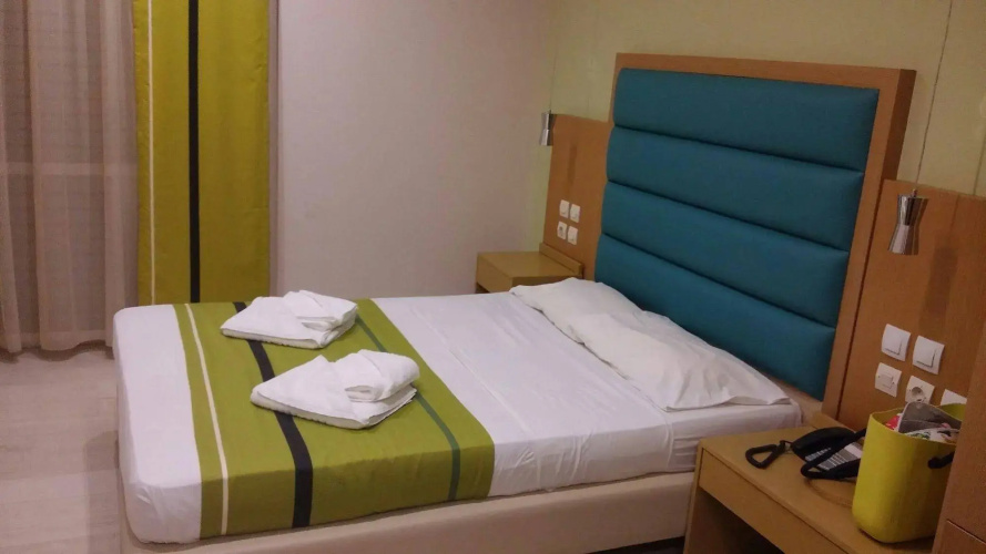 Pantheon Hotel