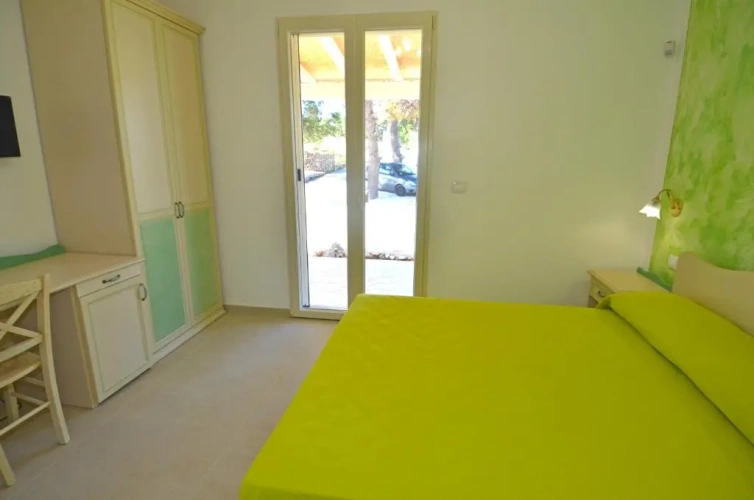 Standard Double room with garden view