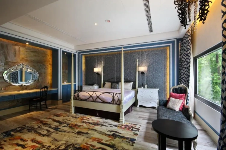 Superior Suite