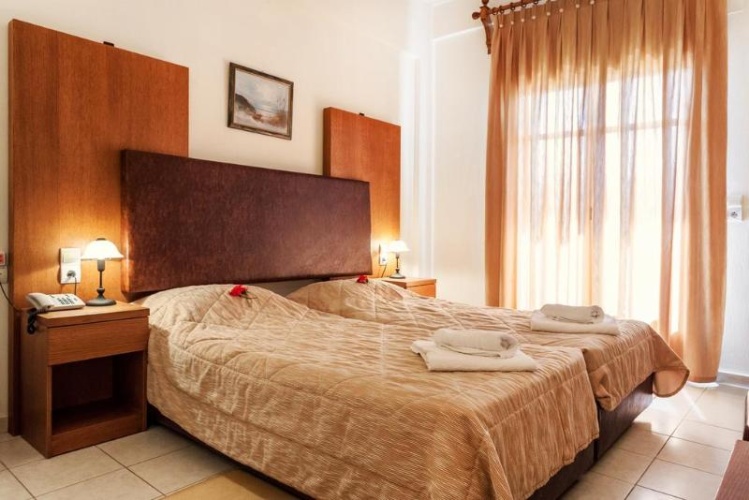 Standard Double room with garden view
