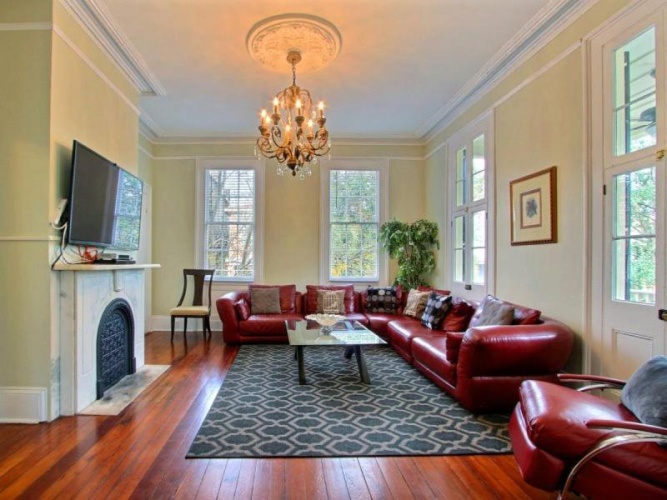 4 Bedrooms Cottage