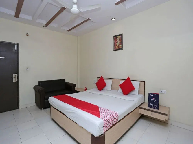 OYO 12914 Hotel Jagdish
