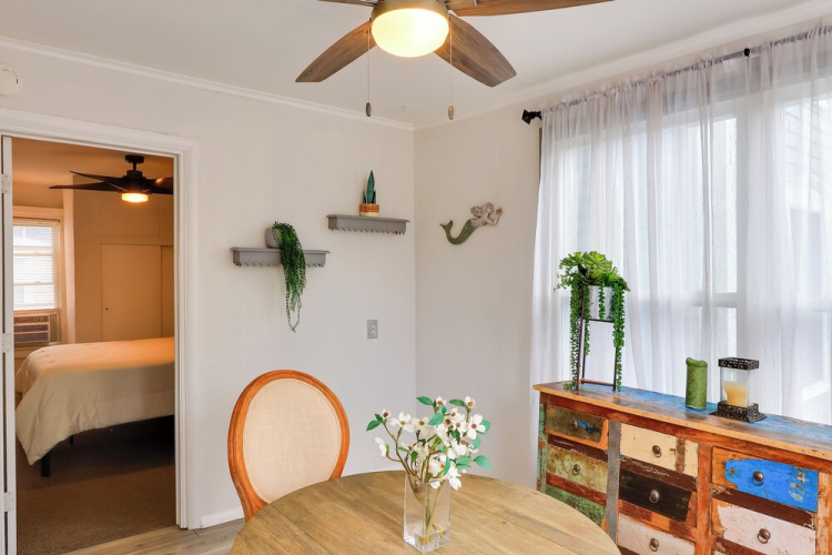 5 Blocks to Beach: Apt w/ Balcony in Ocean Grove!