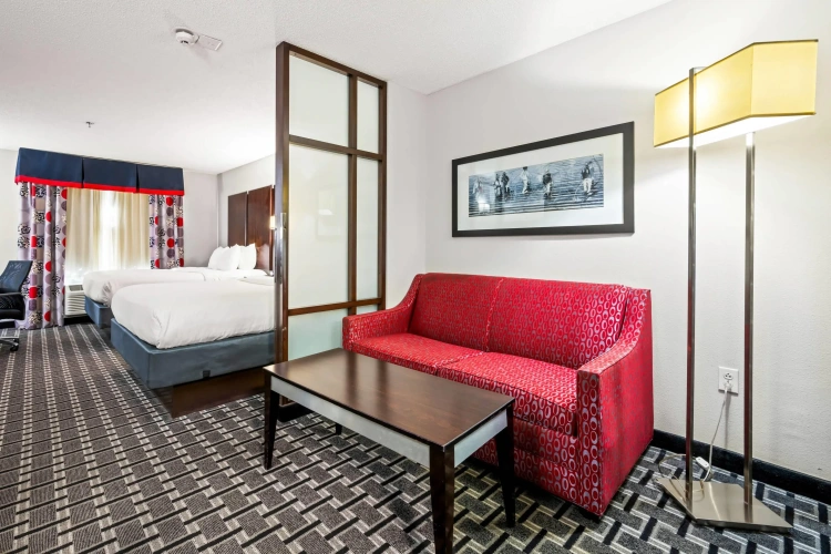 Quadruple Suite