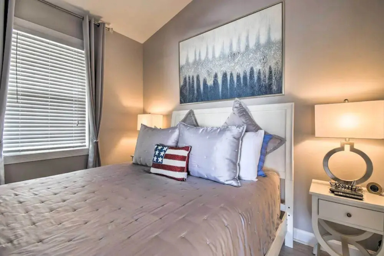 Myrtle Beach Condo: Golf Course + Pool View!