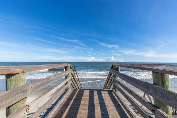 1691 E. Folly Beach - 3 Br Home