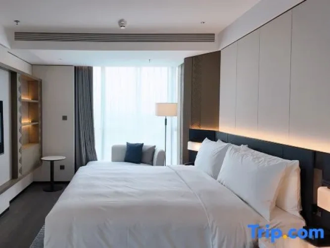 1 Bedroom Deluxe Apartment