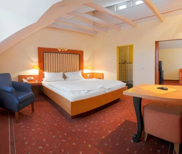 Suite with balcony