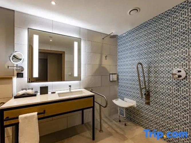 1 Bedroom Double Suite