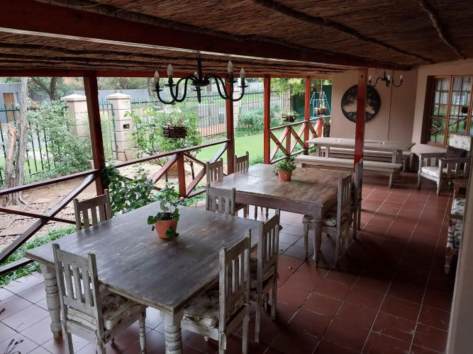 Lily Guesthouse