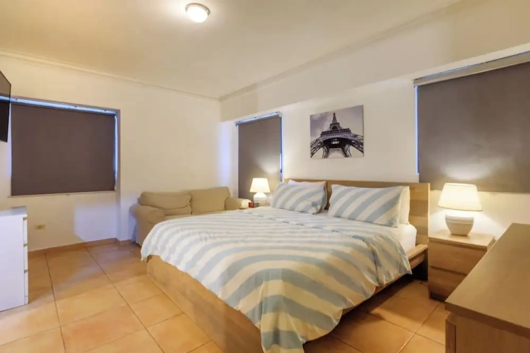 3 Bedrooms Classic Apartment with city view