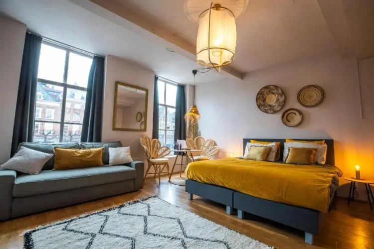 Standard Double room with city view