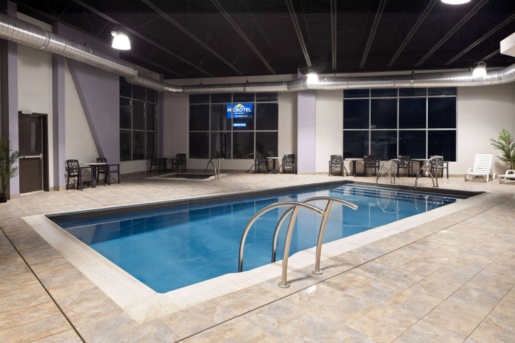 Microtel Inn & Suites By Wyndham Kirkland Lake photo 13