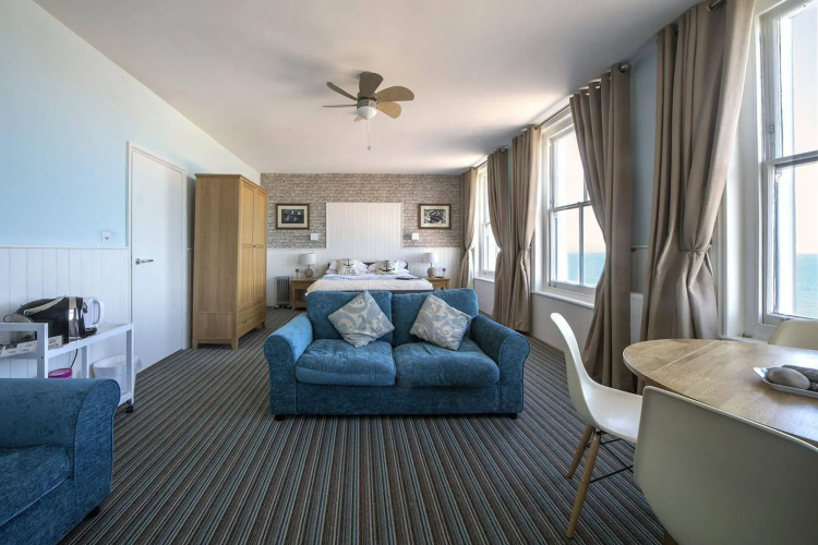 The Clarendon Hotel
