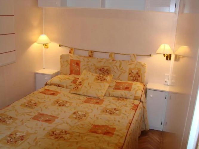 3 Bedrooms Bungalow