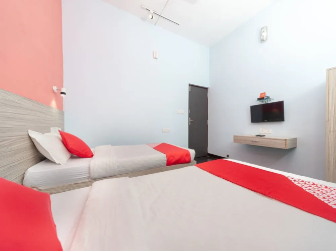 OYO 16117 Grace Residency