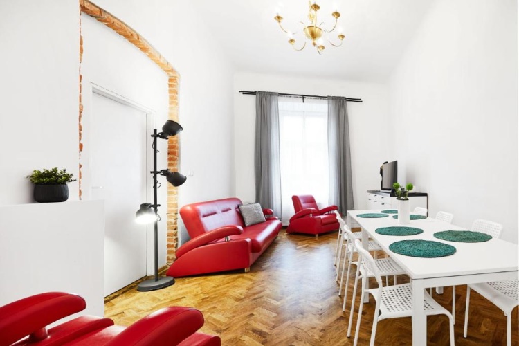 Double Basement Apartment