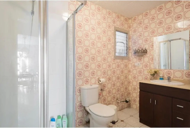 Economy Twin room