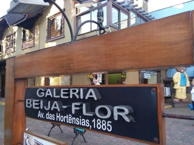 Studio ao lado da Famosa Rua Coberta