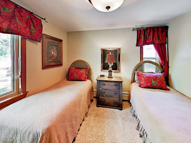 4562 Streamside Circle E Duplex Unit A 3 Bedrooms 3 Bathrooms Duplex