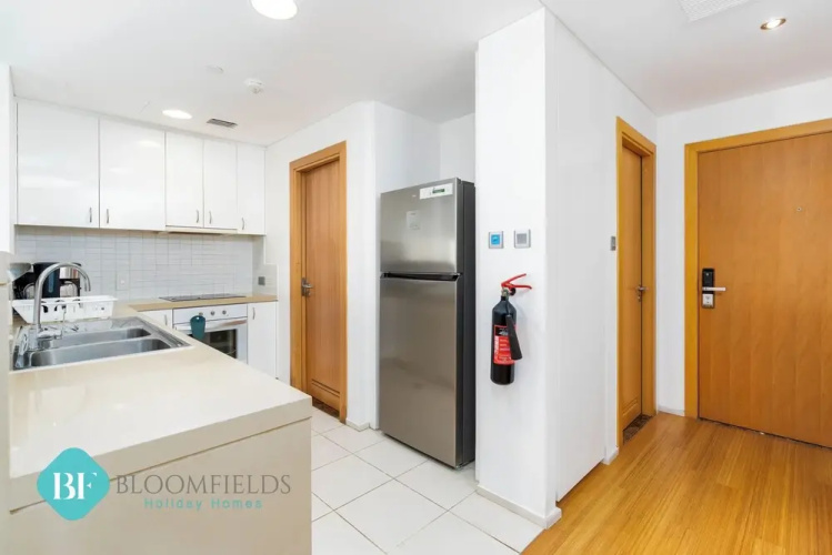 Bloomfields Stylish 1BR in Al Raha Beach
