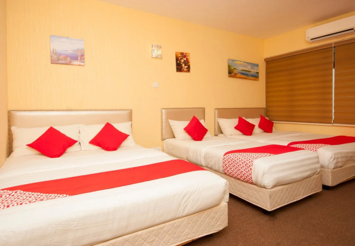 Bintang Square Hotel