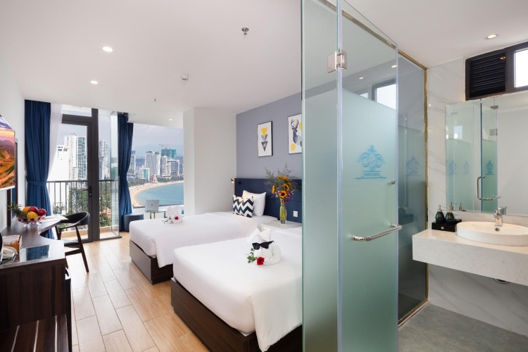Premier Twin room with balcony and with sea view